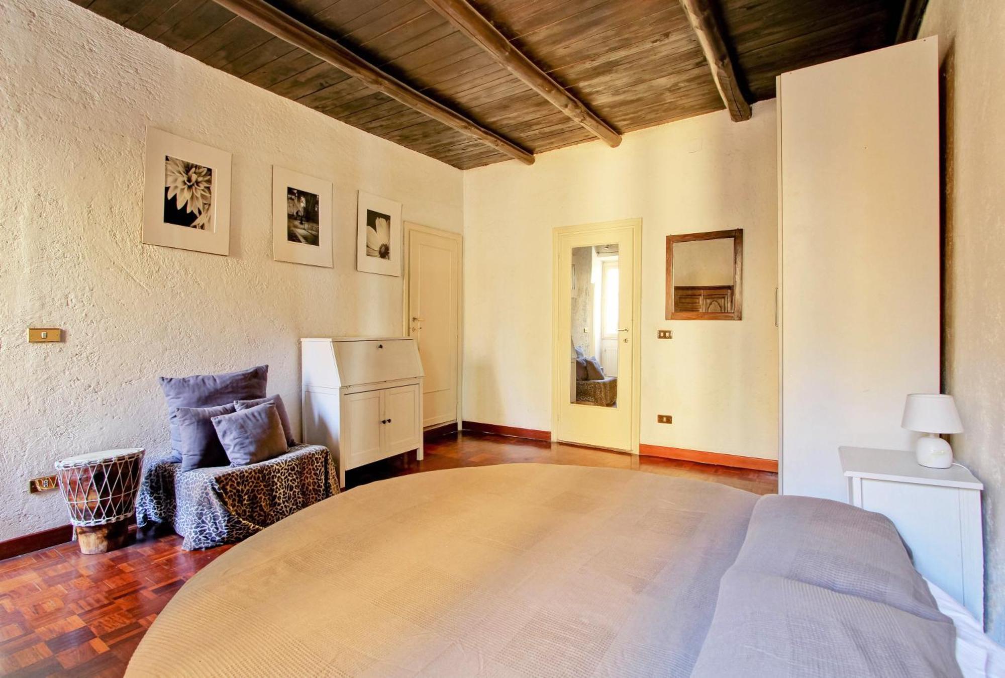 Campo De Fiori - Loft In Originario Anfiteatro Apartamento *